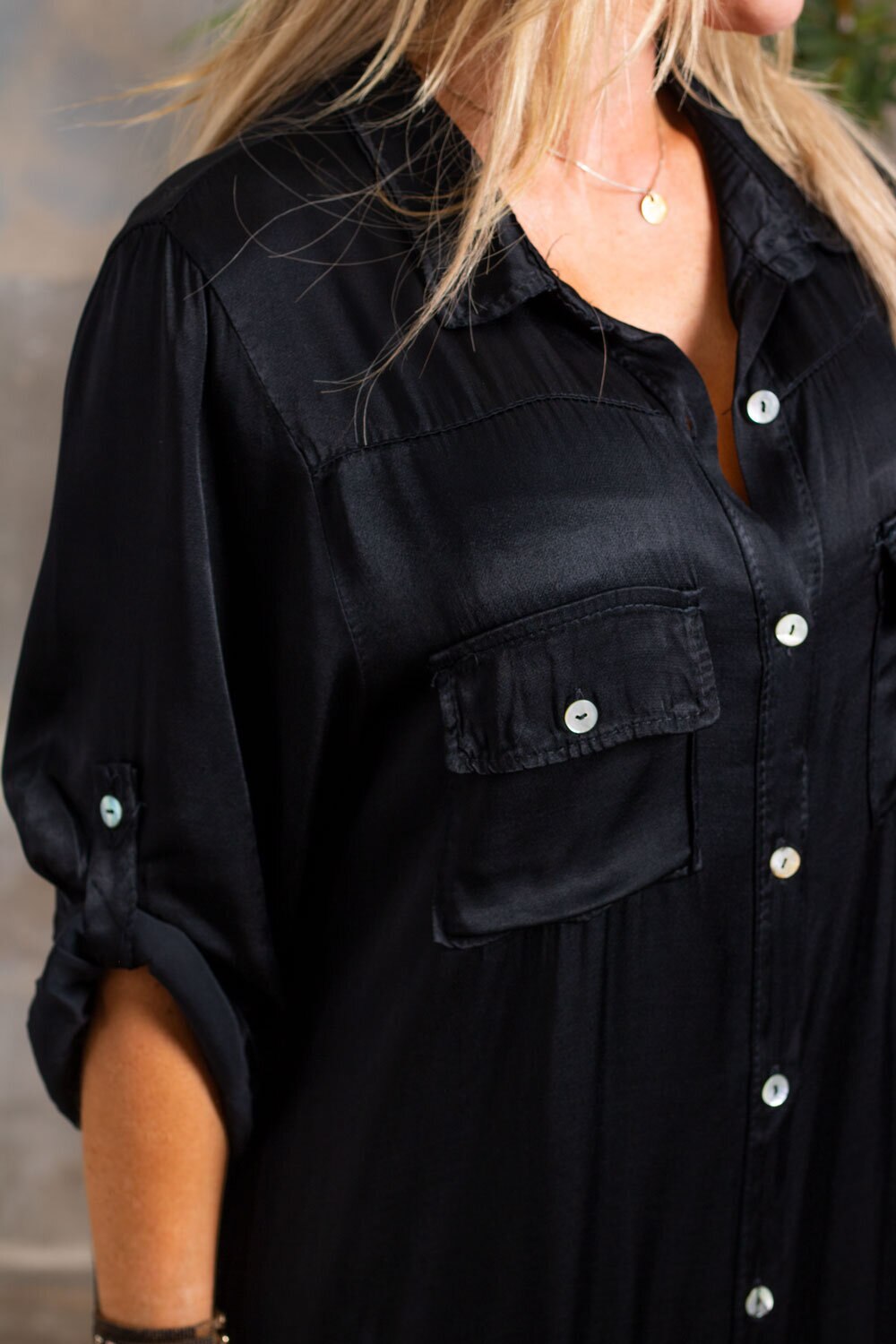 Abbie skjortekjole - sateng - svart