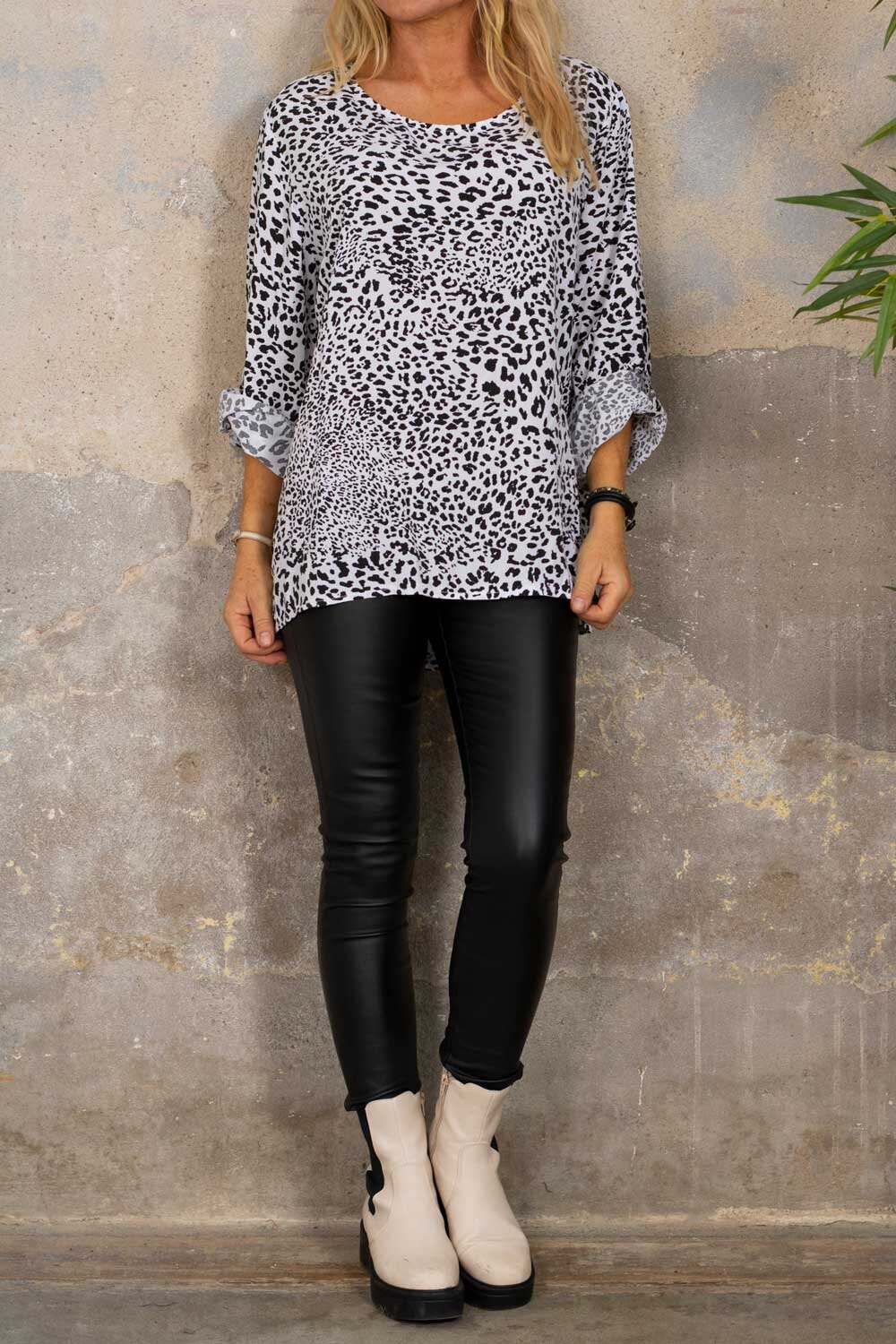 Jennifer bluse - Leopardmønster - Hvit